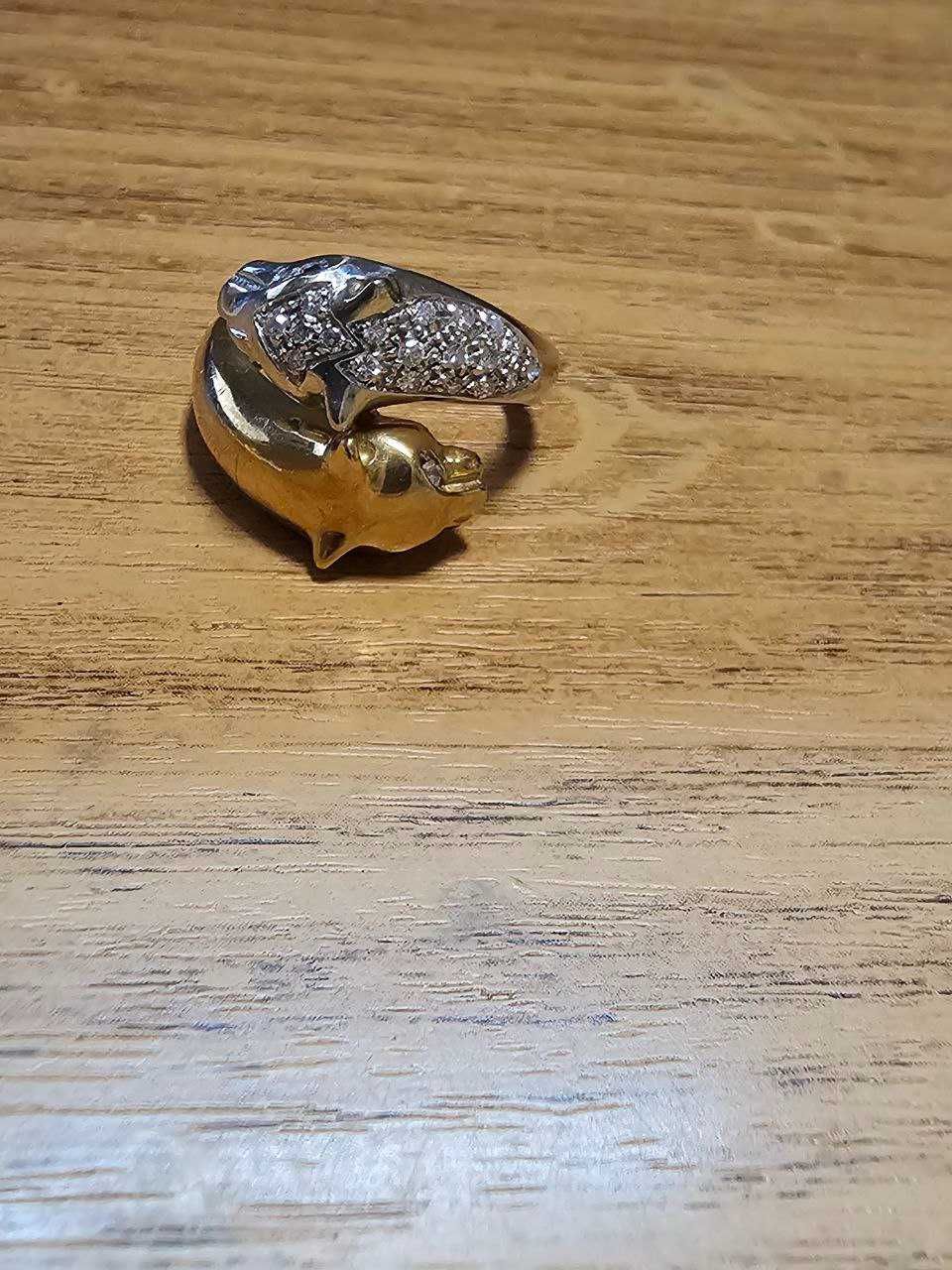 inel cu diamante 18k(antikgemma)