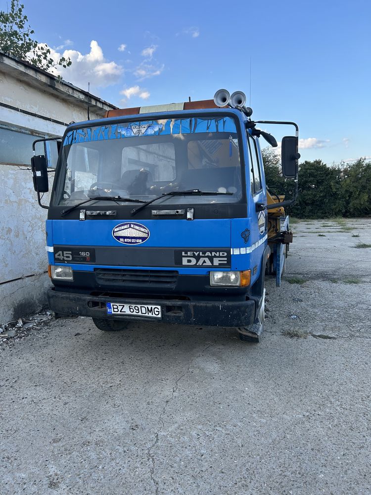 Servicii transport marfă cu macara !