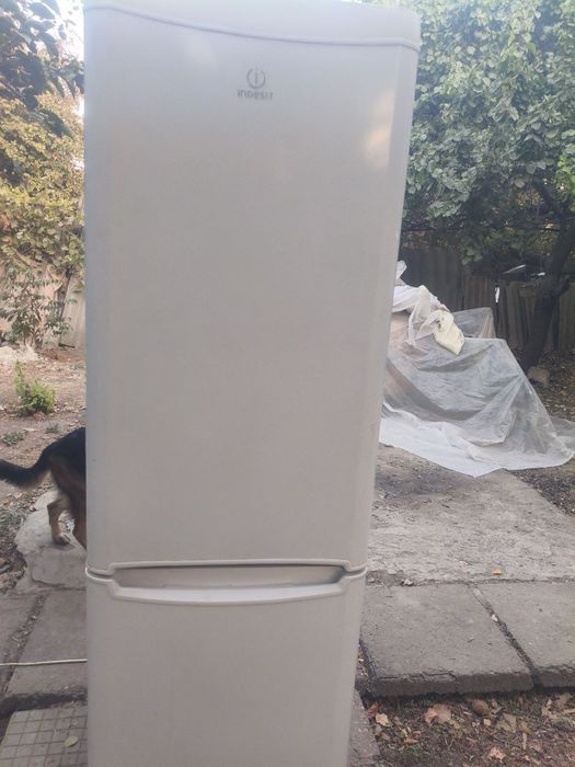 Продается холодильник