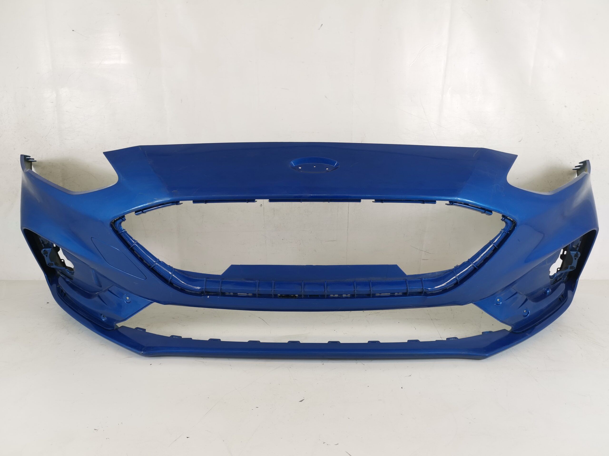 Предна броня / Bara Fata Ford Focus 4 generation [ - ] Оригинална и в