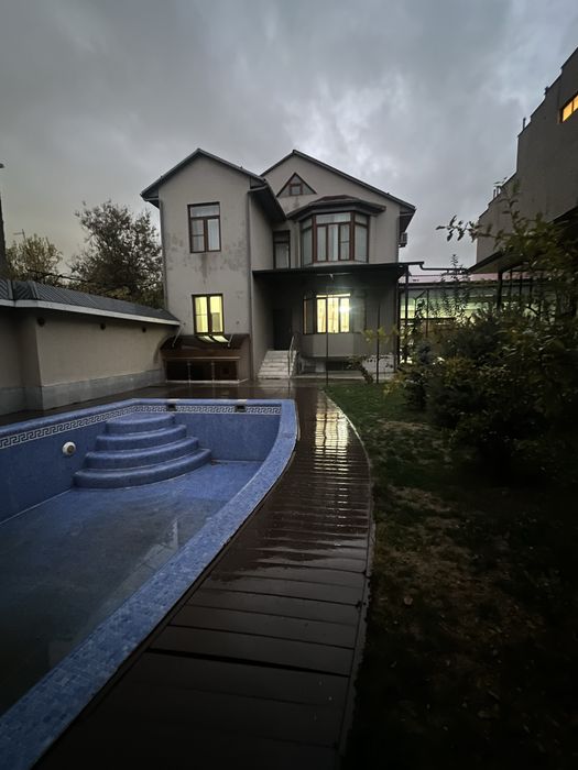 Срочно Сдается Яккасарайский р-н шикарный большой дом