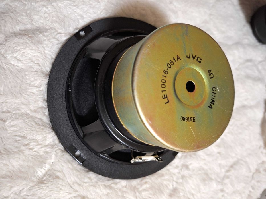 JVC Difuzor Subwoofer pereche 4 ohm 50-100W