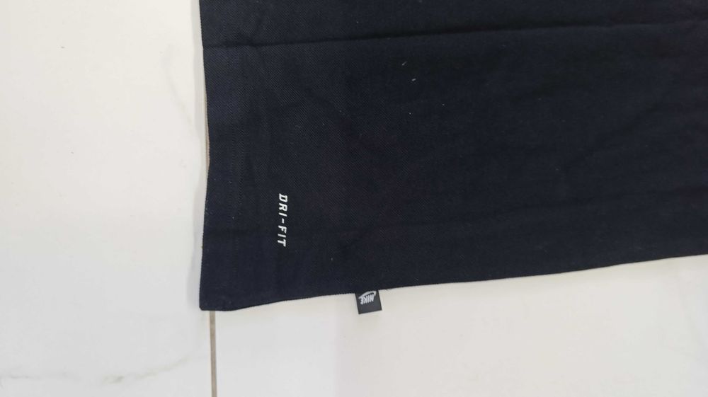 NIKE нова полов тениска с яка
