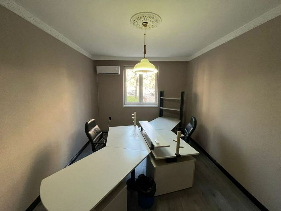 Дава се под наем Офис в Варна, Чаталджа - 120 кв.м за 765 € - Снимка #9