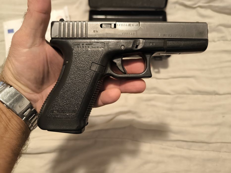 Обезопасено оръжие, Деактивиран пистолет Глок 17, револвер