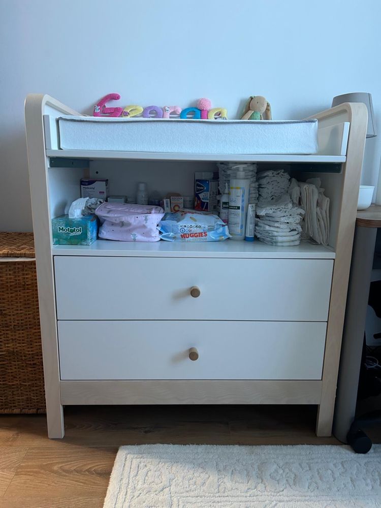 Masă înfăşat/comodă IKEA