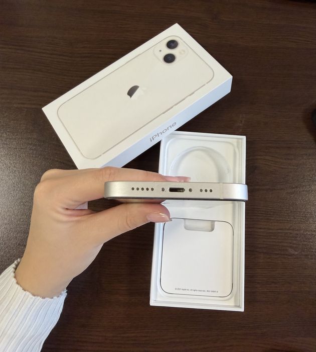 iPhone 13, 256 GB, бял