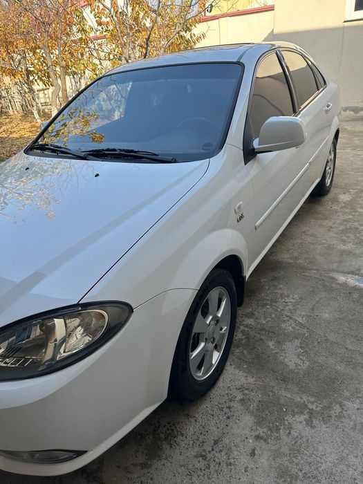 jentra sotiladi srochna