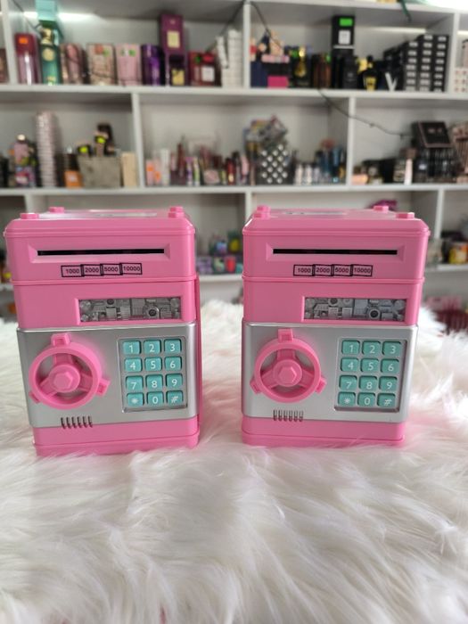 Pușculița seif roz