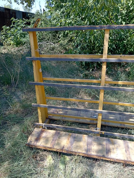 Capra pentru geamuri