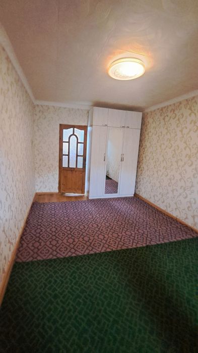 Чирчик шахар
3-микрораён   
#2-хона 2-этаж
Квартира ижарага берилад