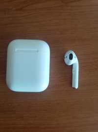 Apple Airpods 1gn А1602 зарядна кутия + лява слушалка