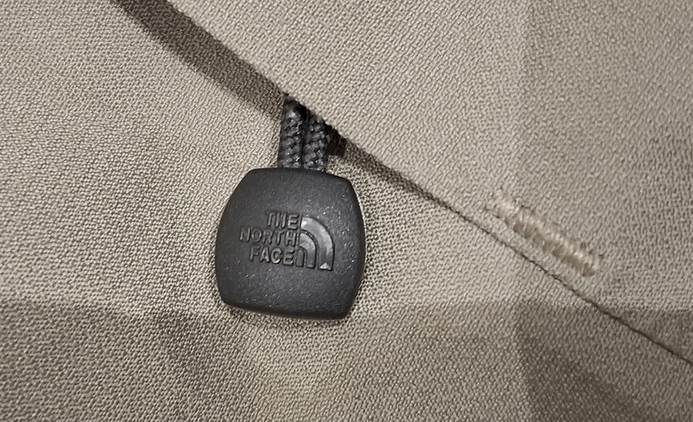 The north face Gore-tex paclite яке XL