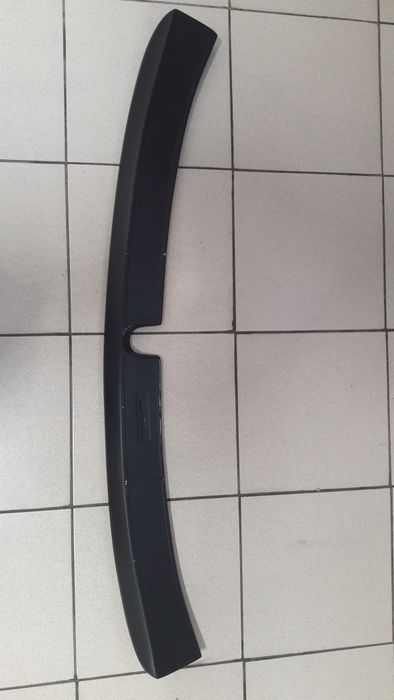 Козырек на заднее стекло (спойлер)  для Mercedes Benz E class w211