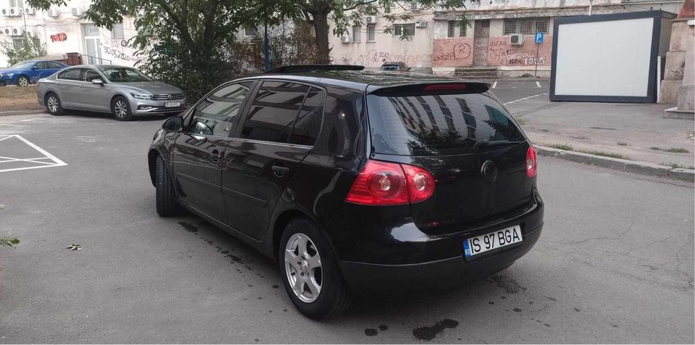 Golf 5 .2004 1.6 FSI