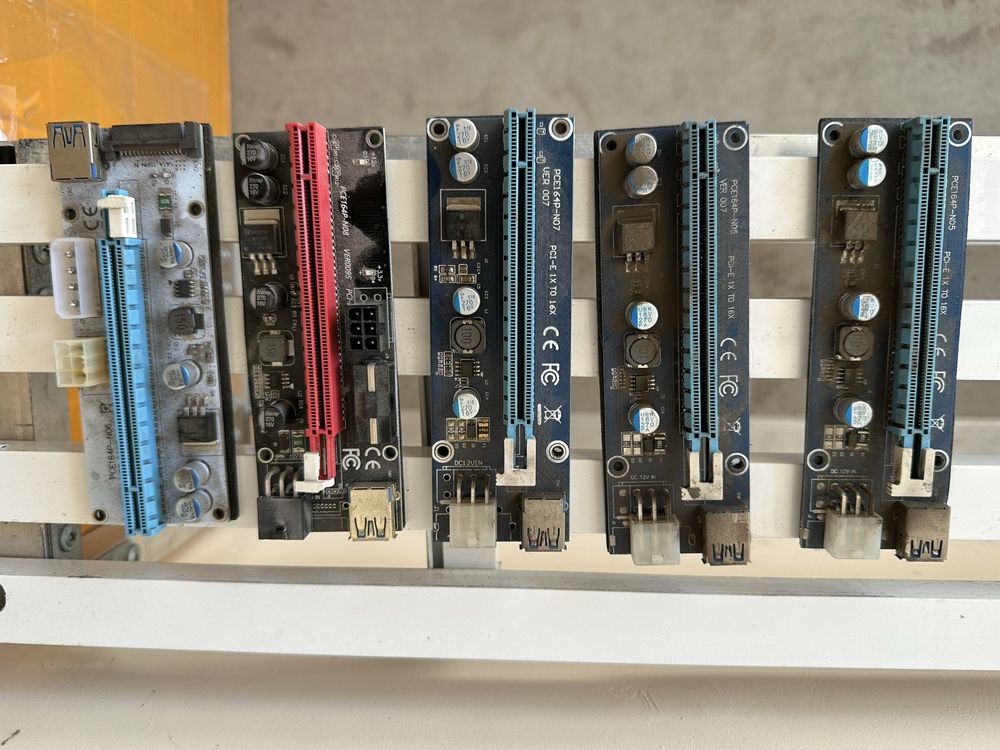PCI Riser Екстендъри, 4/6 PIN Riser Extenders
