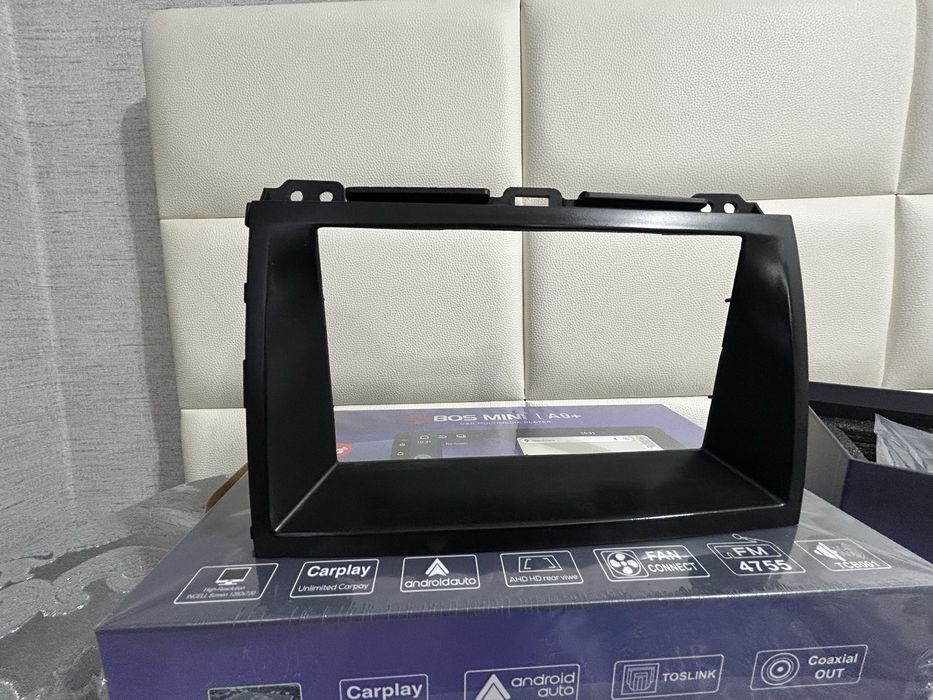 Продам рамку Toyota prado120