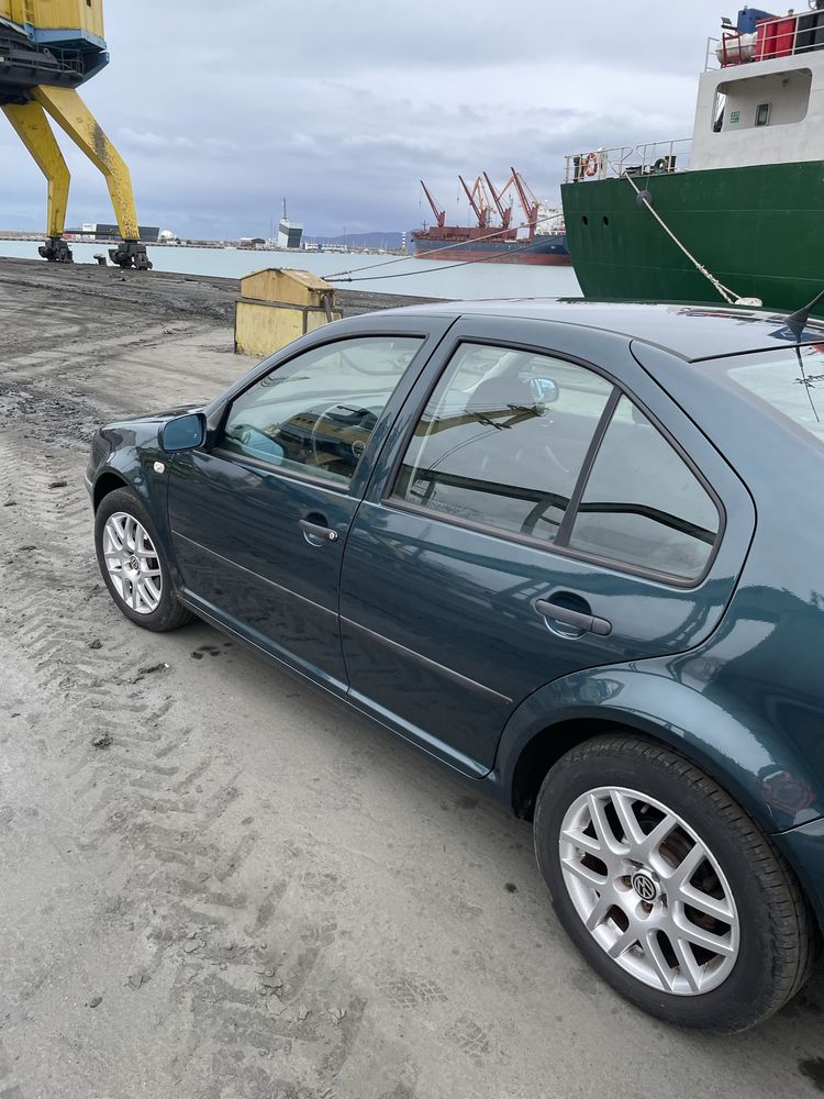 VW Bora 1.6 105 к.с.  EDITION