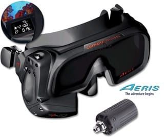 Маска для дайвинга со встроенным компьютером.