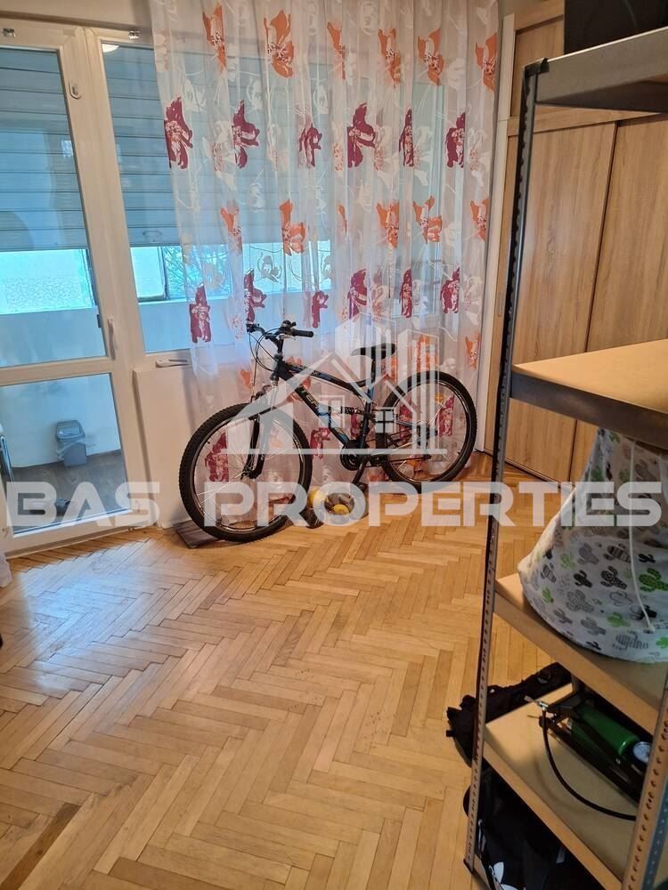 3-стаен в София-Красна Поляна площ 90