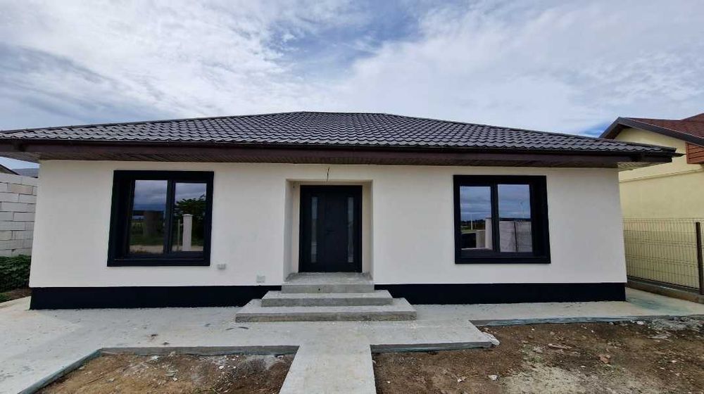 Casă modernă la cheie de vânzare în Agigea, construcție nouă 83mp ut