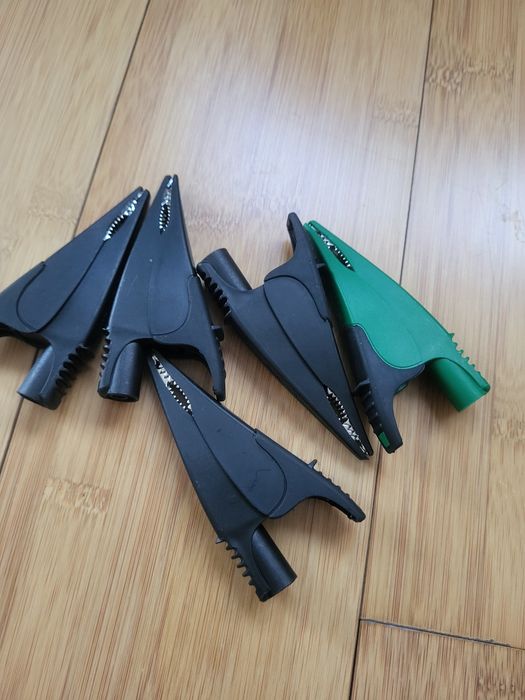 Vând accesorii magnetice, masurat