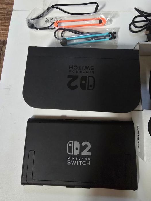 Consola Nintendo Switch 2, Light Blue/Light Red JoyCon + Joc -P-