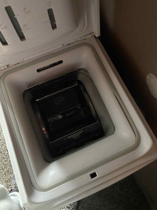 Пералня Whirpool с горен отвор