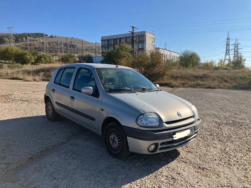 Renault Clio 1.4 ГАЗ/БЕНЗИН