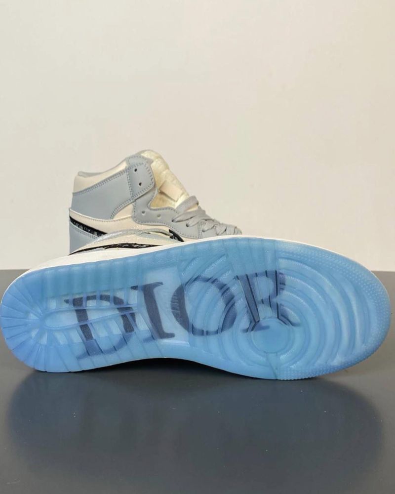 Кроссовки Nike Dior