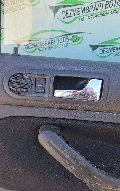 Usa / Portiera spate dreapta Volkswagen VW Golf a 4-a generatie