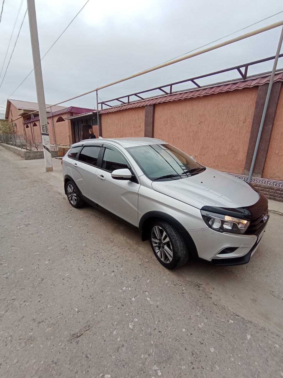 Lada Vesta SW Cross