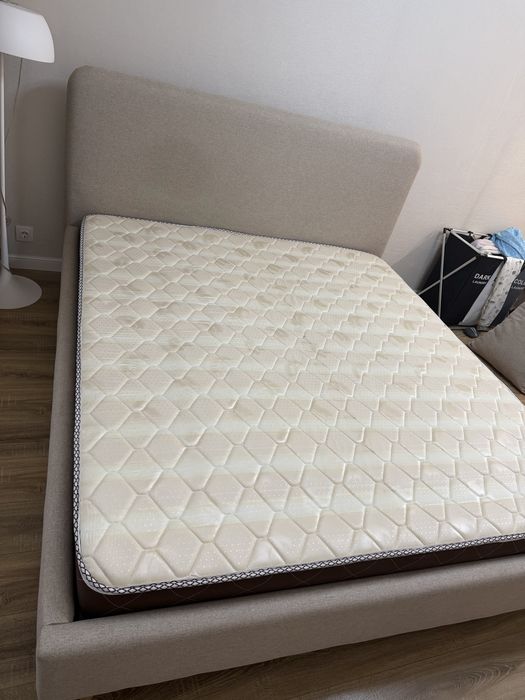 Продам кровать двухспалка