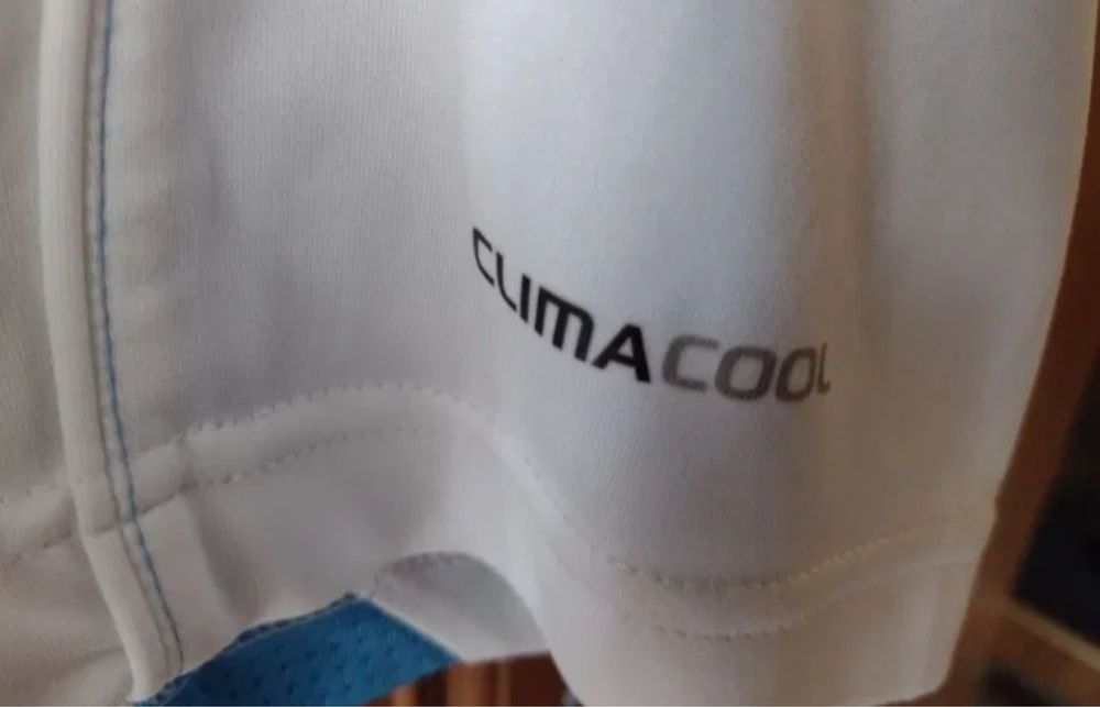 Vând tricou Sport Adidas