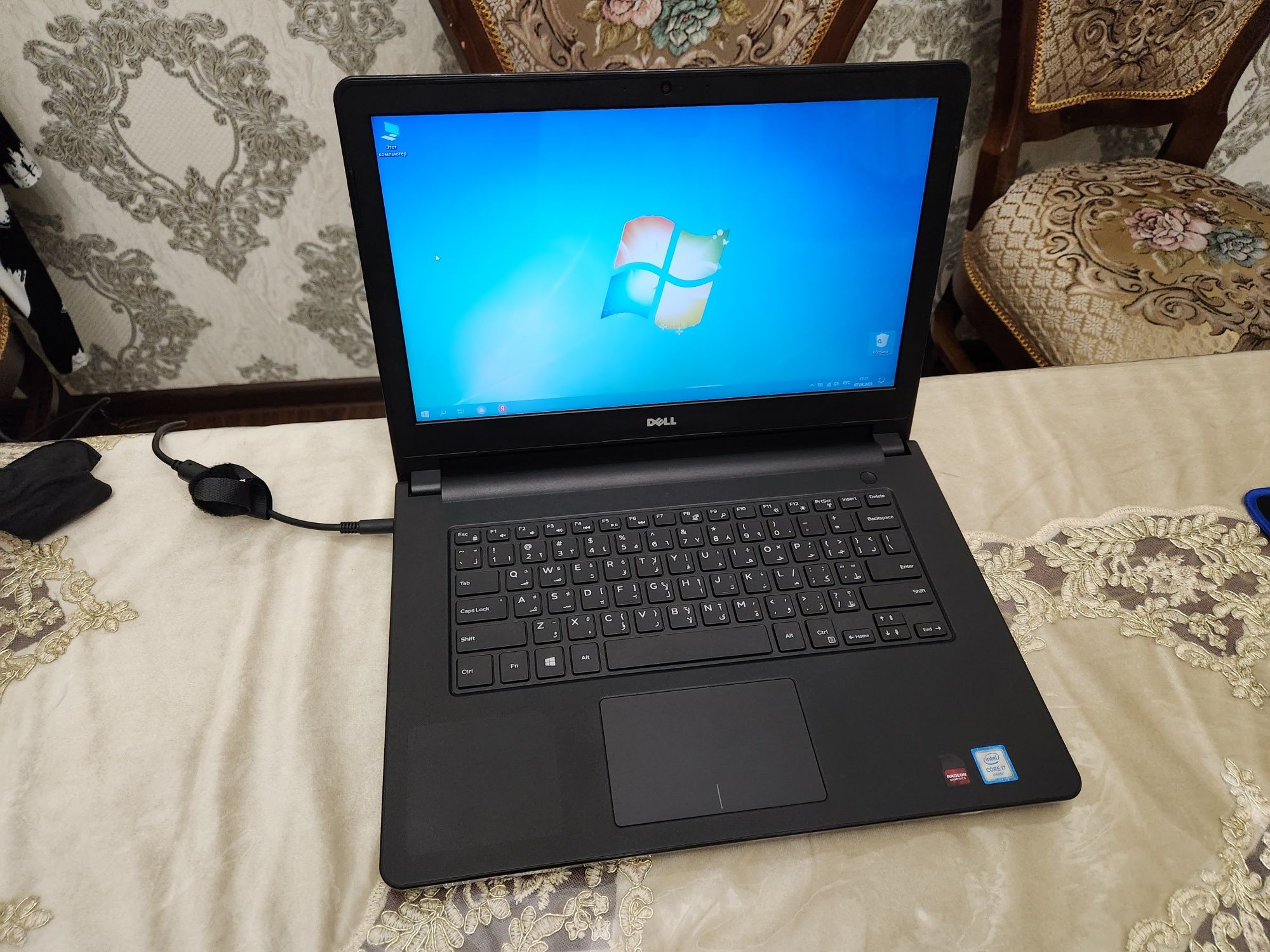 Ноутбук Lenovo  8гб/1тб/+256гб/4гб видео карта Core i5 8 поколения