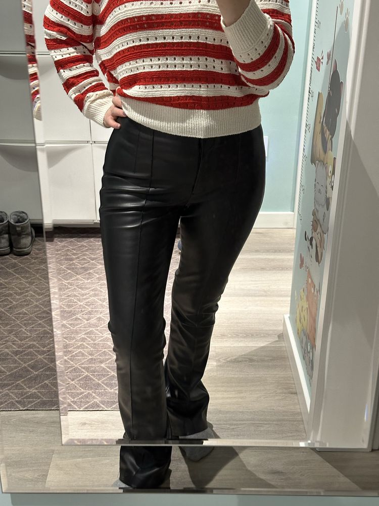 Pantaloni Mango imitatie piele
