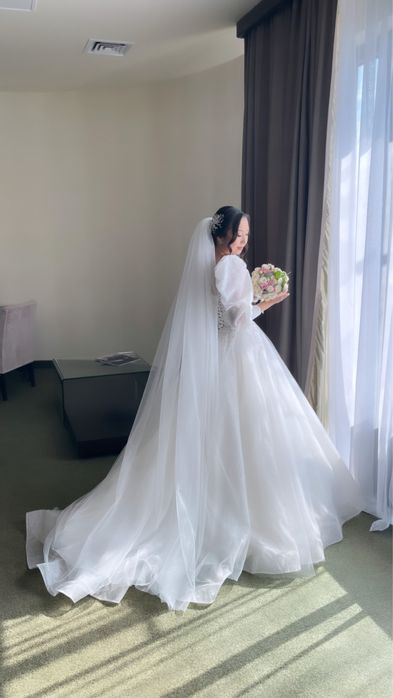 Продаю свадебное платье