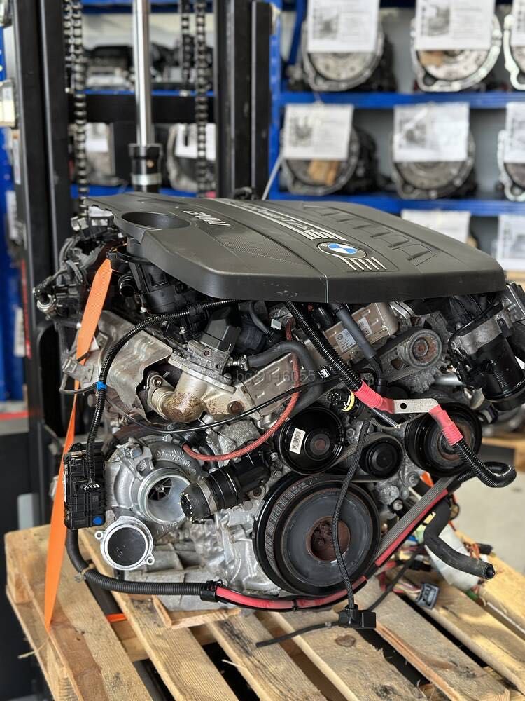 BMW двигател сто процента оборудван F25 X DRIVE N57D30A 258PS 44.891km