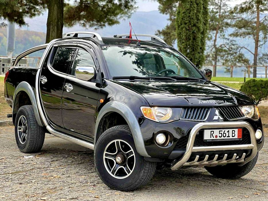- IMPECABIL Mitsubishi L200 2.5Di-D178cp 44.000KM REALII Germania Full