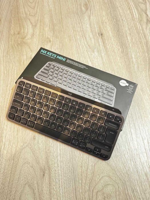 Tastatura iluminata LogitechMX KeysMini,Wireless, layout US INTL,Negru