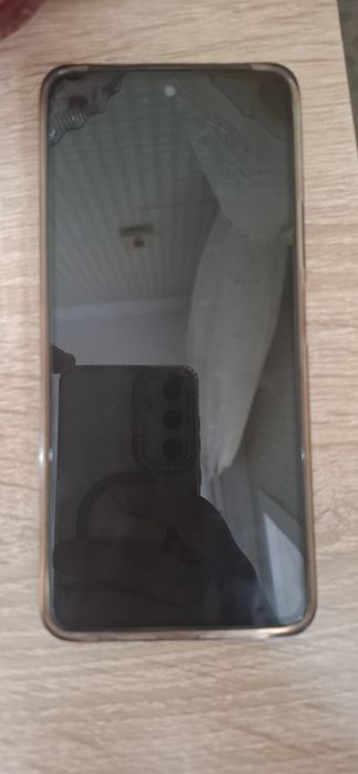 Продам Vivo y 28