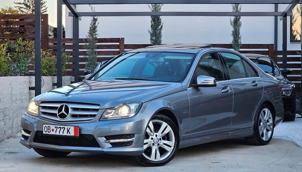Mercedes-Benz C C220 2012 AMG Line 170 CP Automat Trapa Piele Xenon Harman Kardon