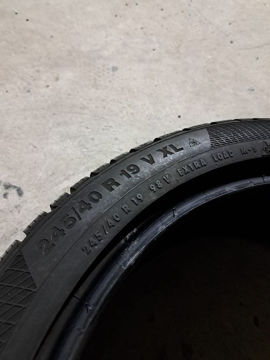 2 anvelope iarnă 245 40 R19 Continental