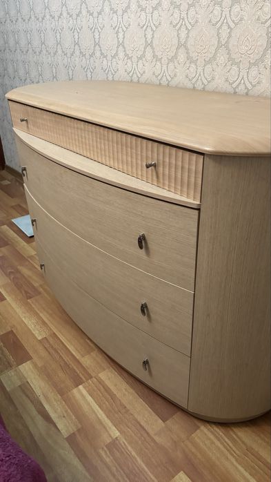 Продам комод в хорошом состояний