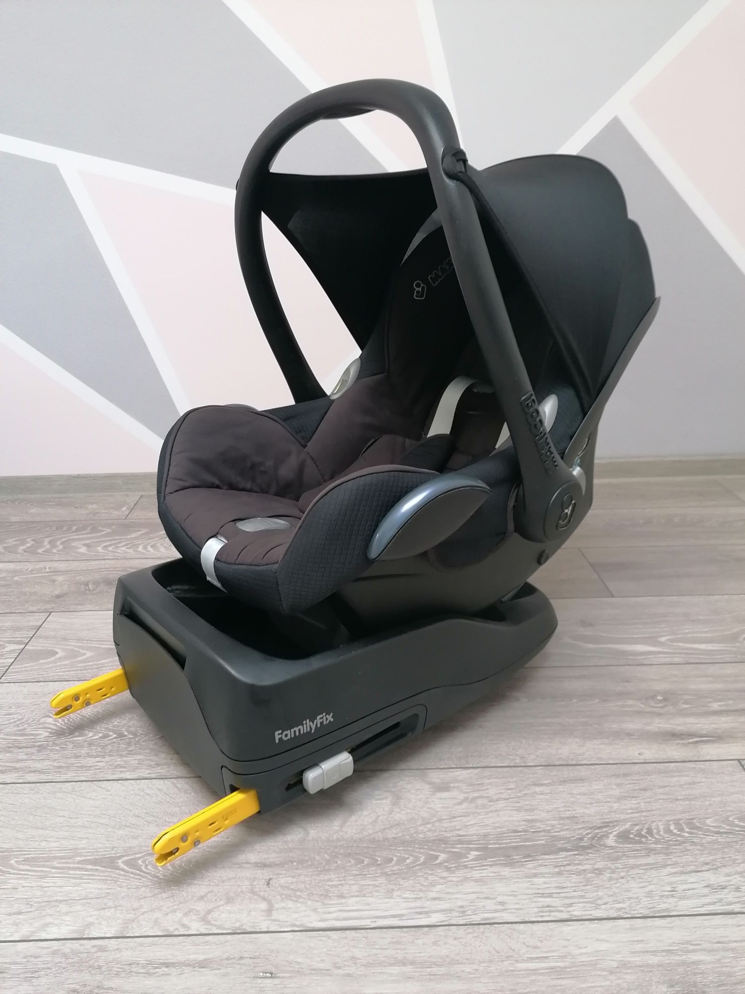 Scaun auto bebe Isofix MaxiCosi