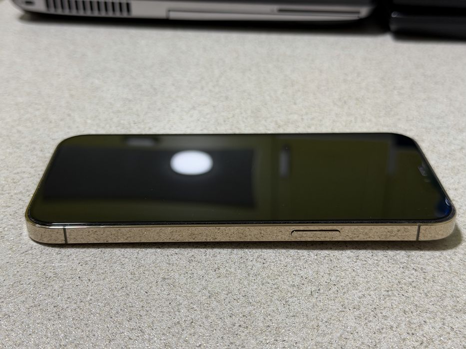 iPhone 12 Pro Max Gold/ 512 GB / Neverlocked