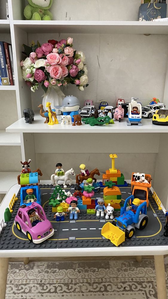 Игрушки Лего Дупло, Коллекционые модели машин