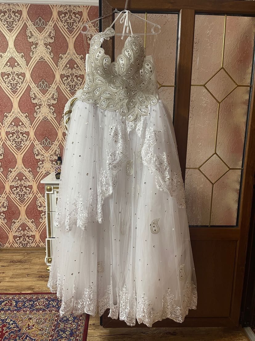 Rochie de mireasă tip prințesă