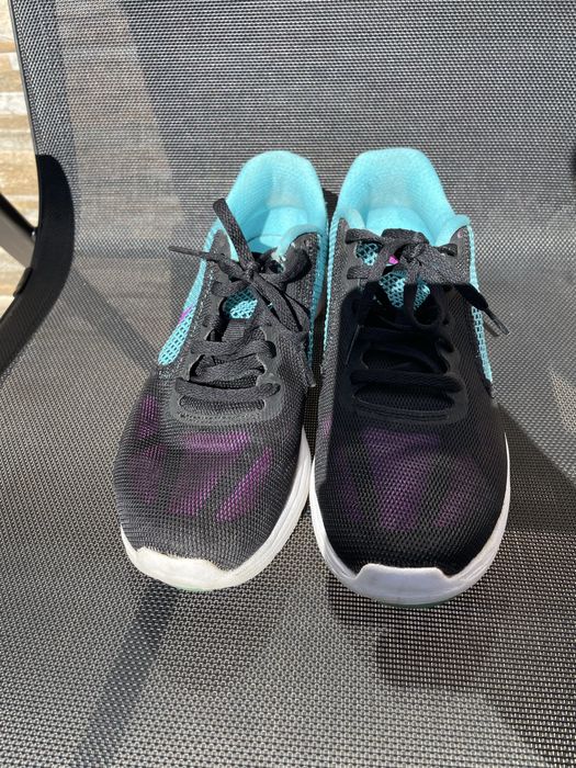 Adidasi Nike dama marime 39