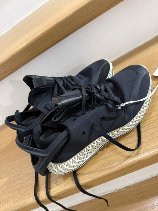 Adidasi Y3 Runner originali ,noi,marime 38 1/2 !